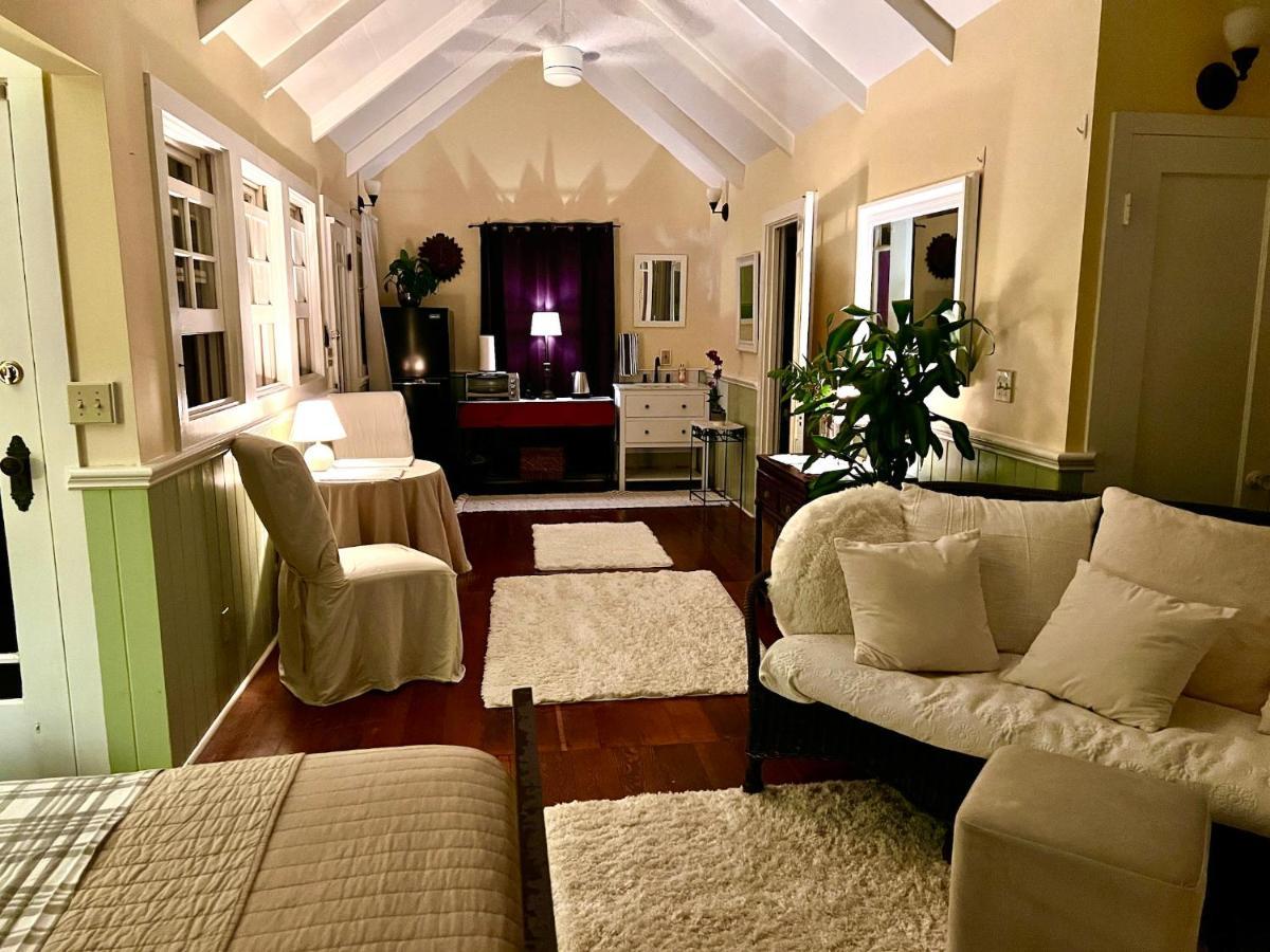 Eco Boutique Royal Suites at Aloha Boutique Hotel B&B Hawi Extérieur photo